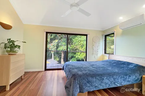 Property photo of 13 Goondooloo Drive Ocean Shores NSW 2483