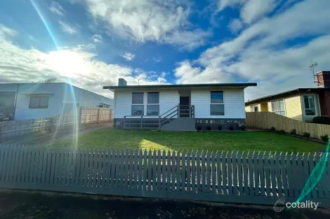 22 CRAWLEY ST, WARRNAMBOOL, VIC 3280