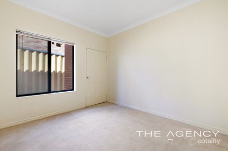 Property photo of 1/152 Gwenyfred Road Kensington WA 6151