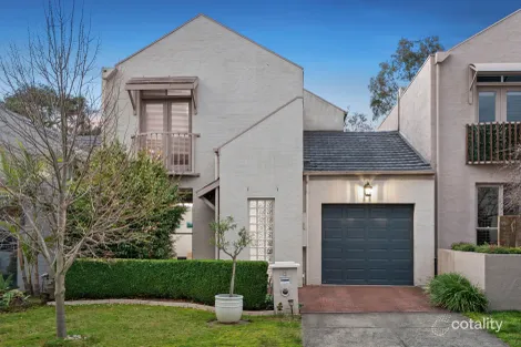 Property photo of 8 Nectar Mews Knoxfield VIC 3180