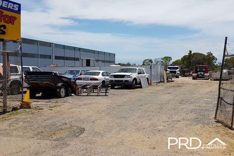 67 Booral Rd, Urangan, QLD 4655