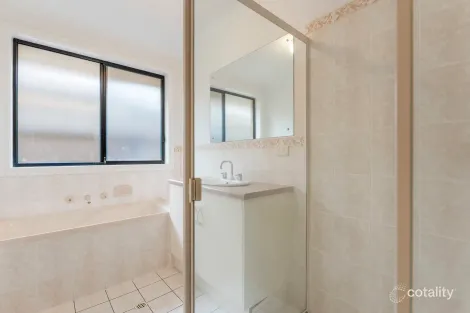 Property photo of 32 Trinity Drive Evanston Park SA 5116