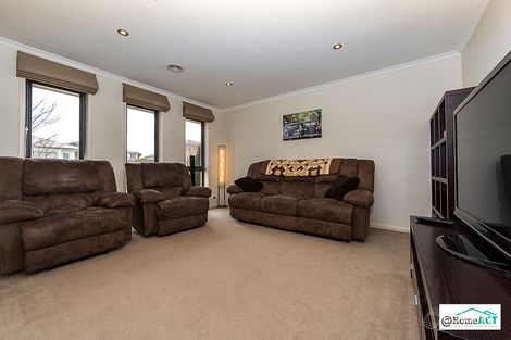 Property photo of 8 Hesba Brinsmead Street Franklin ACT 2913