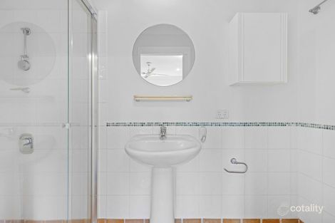Property photo of 2/41 Stanley Street Indooroopilly QLD 4068