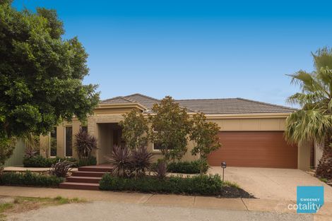 Property photo of 24 Gardenia Way Caroline Springs VIC 3023