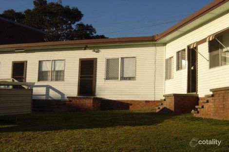Property photo of 22 Nikkin Street Belmont North NSW 2280