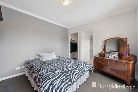 Property photo of 3/28 Scarborough Crescent Harkness VIC 3337