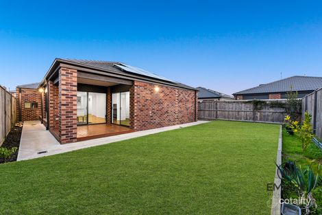 Property photo of 18 Indwe Street Clyde VIC 3978