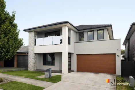 12 Nightshade Cl, Denham Court, NSW 2565