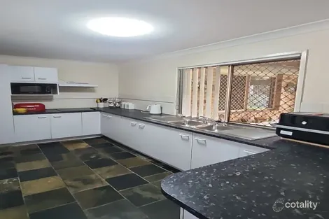 Property photo of 15 Gretel Drive Beachmere QLD 4510