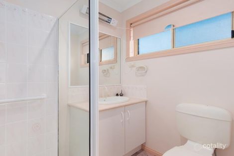 Property photo of 60 Dunbarton Drive Pakenham VIC 3810