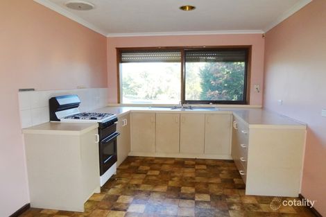 Property photo of 20 Meadow Glen Drive Epping VIC 3076