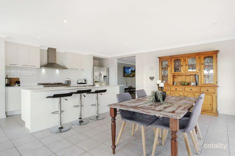 Property photo of 2 Ruthven Circuit Wodonga VIC 3690