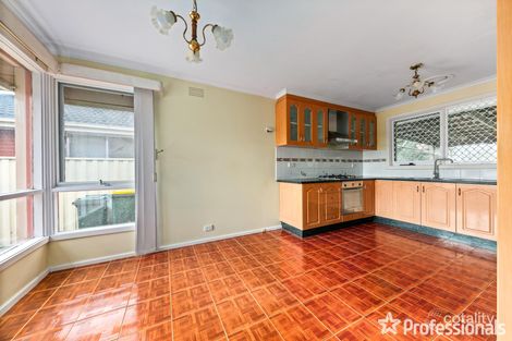 Property photo of 8 Edward Street Deer Park VIC 3023