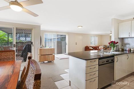Property photo of 2/1 Glenquarie Place The Gap QLD 4061