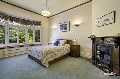 Property photo of 70 Downshire Road Elsternwick VIC 3185