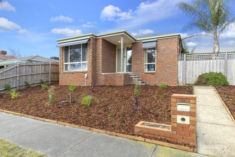 Property photo of 32 Lexton Drive Langwarrin VIC 3910