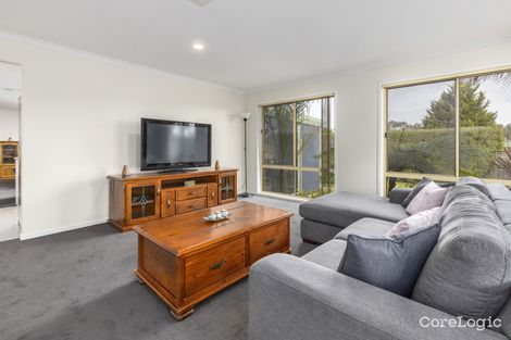 Property photo of 32 Lexton Drive Langwarrin VIC 3910