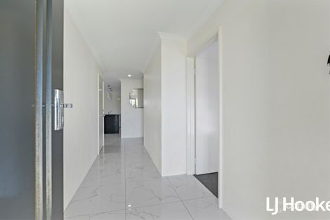 Property photo of 12 Hamsterley Way Hilbert WA 6112