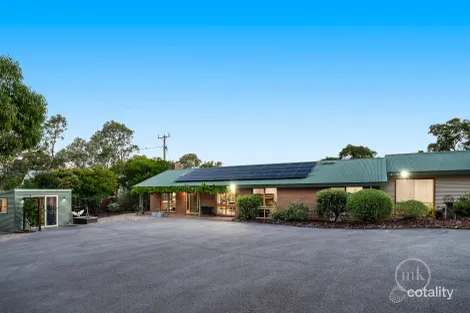 25 Dewar Dr, Hurstbridge, VIC 3099