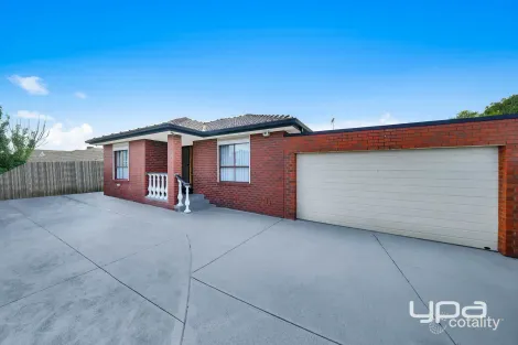 Property photo of 19 Tarwin Place Meadow Heights VIC 3048