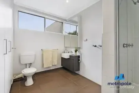 Property photo of 3/58 The Avenue Windsor VIC 3181