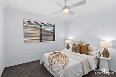 Property photo of 1/42 Macaulay Street Coorparoo QLD 4151