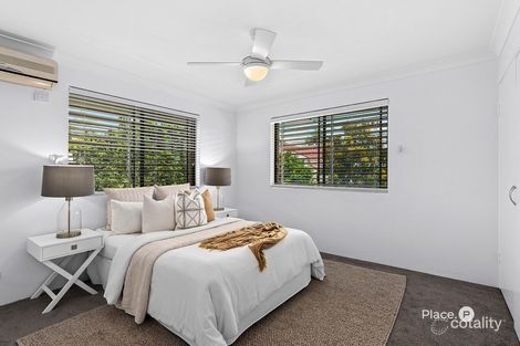 Property photo of 1/42 Macaulay Street Coorparoo QLD 4151