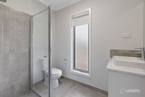 Property photo of 2 Lyric Court Canadian VIC 3350