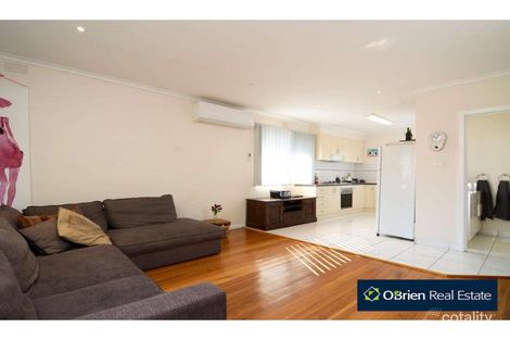Property photo of 10 Jillian Street Cranbourne VIC 3977