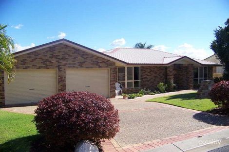 8 Sandalwood St, Norman Gardens, QLD 4701