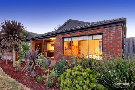 Property photo of 22 Caversham Drive Mornington VIC 3931