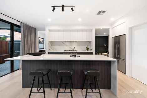 Property photo of 15 Quartz Road Treeby WA 6164