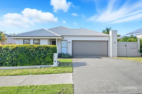 Property photo of 5 Yarralumla Parade Thrumster NSW 2444