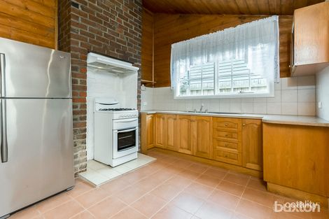 Property photo of 19 Margaret Street Rippleside VIC 3215