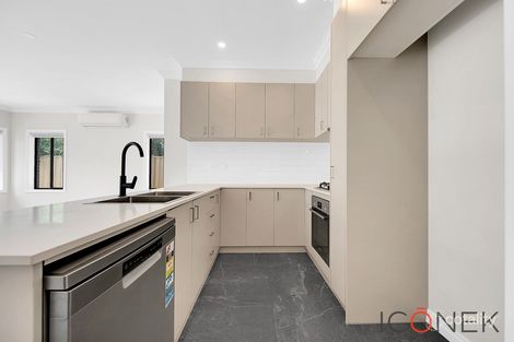 Property photo of 2 Wotan Drive Epping VIC 3076
