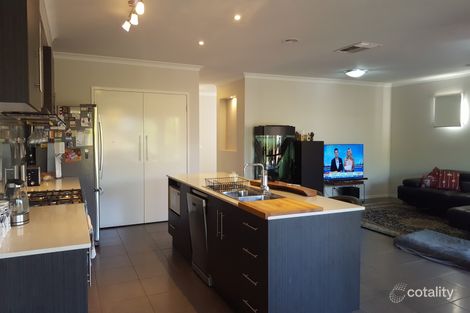 Property photo of 21 Coolibah Street Doreen VIC 3754