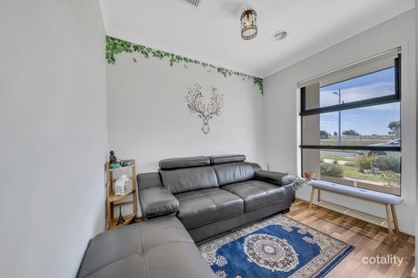 Property photo of 4 Wreath Drive Tarneit VIC 3029