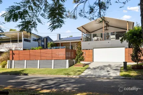 Property photo of 27 Moorfields Street Fig Tree Pocket QLD 4069