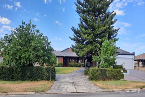 Property photo of 40 Gateway Boulevard Canning Vale WA 6155