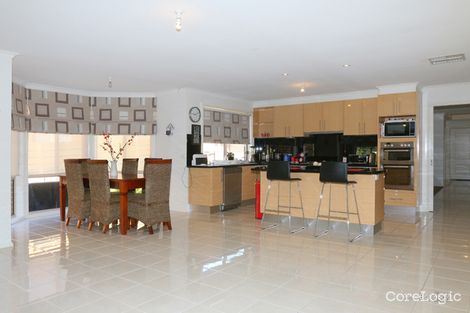 Property photo of 40 Victoria Knox Avenue Rowville VIC 3178