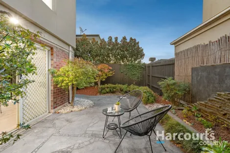 Property photo of 7/8 Willgilson Court Oakleigh VIC 3166