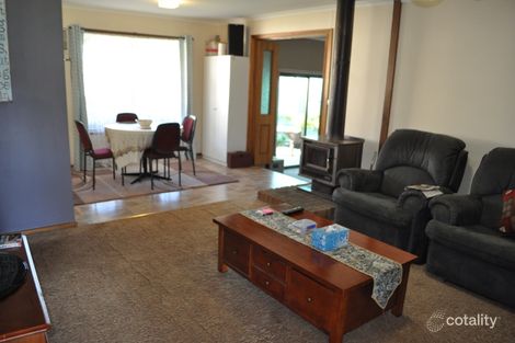 Property photo of 85 Hammer Street Howlong NSW 2643