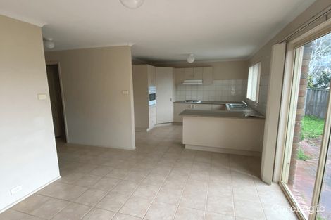 Property photo of 16 Lyell Walk Forest Hill VIC 3131