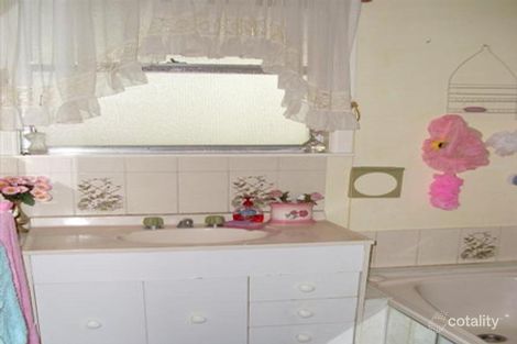 Property photo of 29 Hennessy Street Horsham VIC 3400