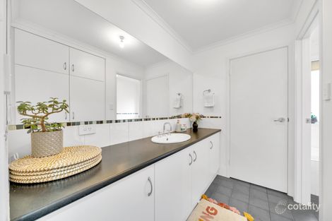 Property photo of 32 Kopoola Crescent Gilles Plains SA 5086