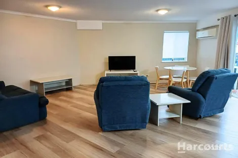 Property photo of 2/458 Esplanade Torquay QLD 4655