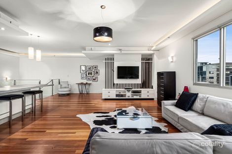 Property photo of 42/1 Flagstaff Lane West Melbourne VIC 3003