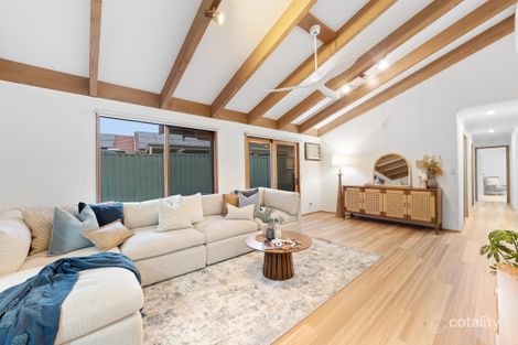 Property photo of 77 Lakesfield Drive Lysterfield VIC 3156