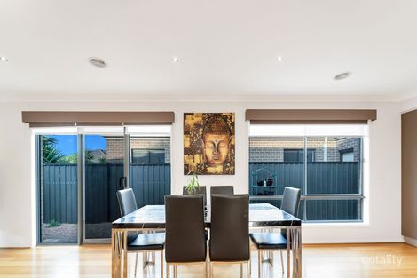 Property photo of 40 Kingbird Avenue Tarneit VIC 3029